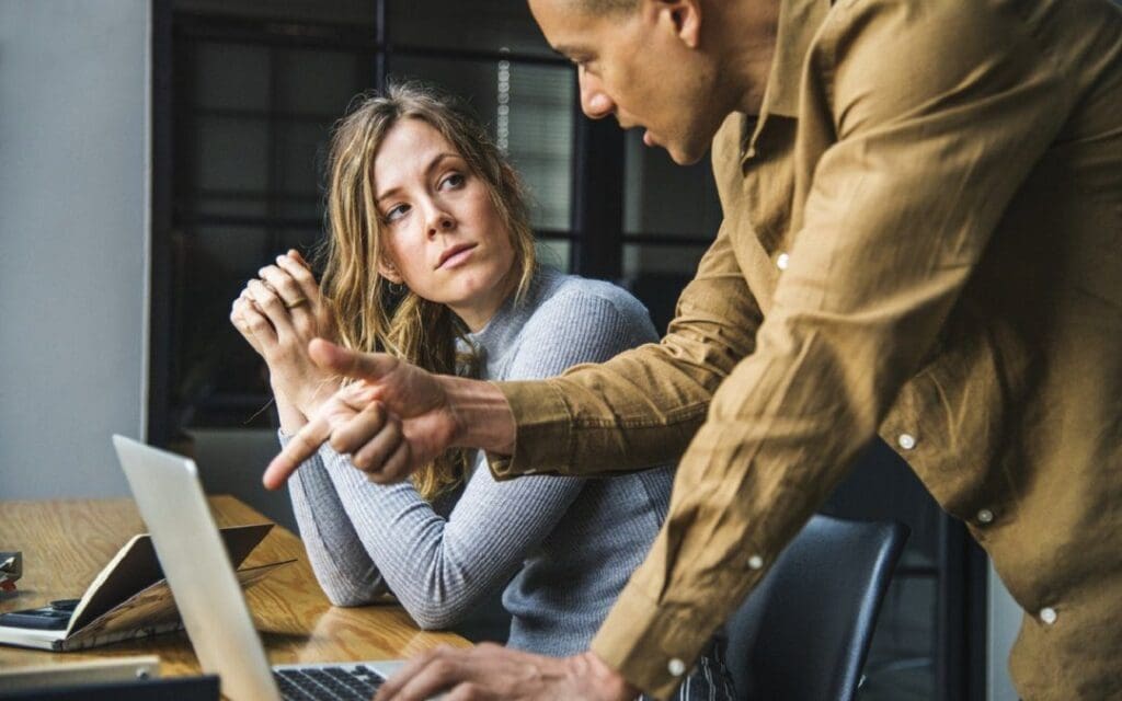 Sosial angst på jobb - hvordan kan du takle det? 15 Stressmestring
